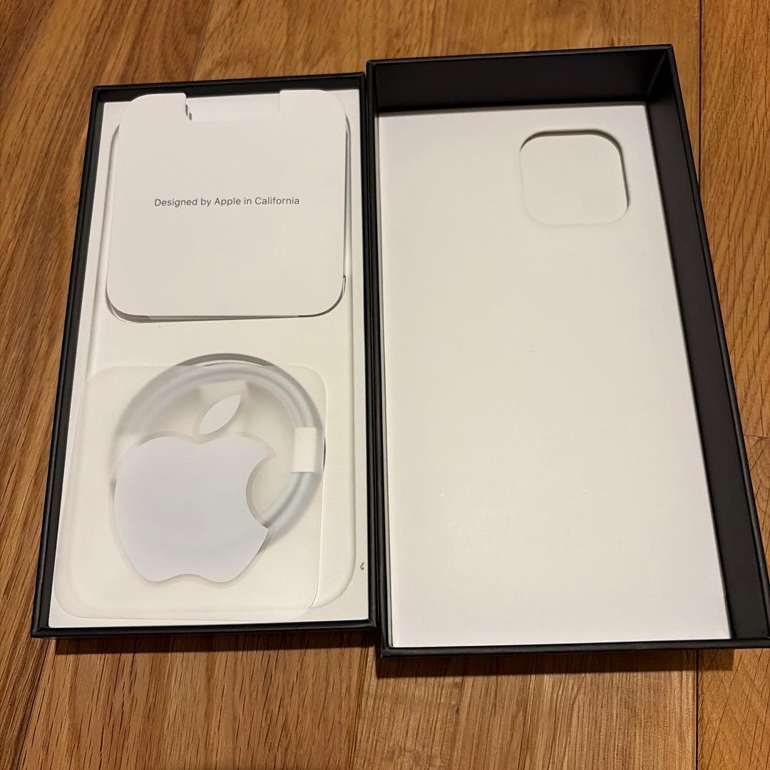 Apple iPhone 12 Pro Max 128GB シルバー