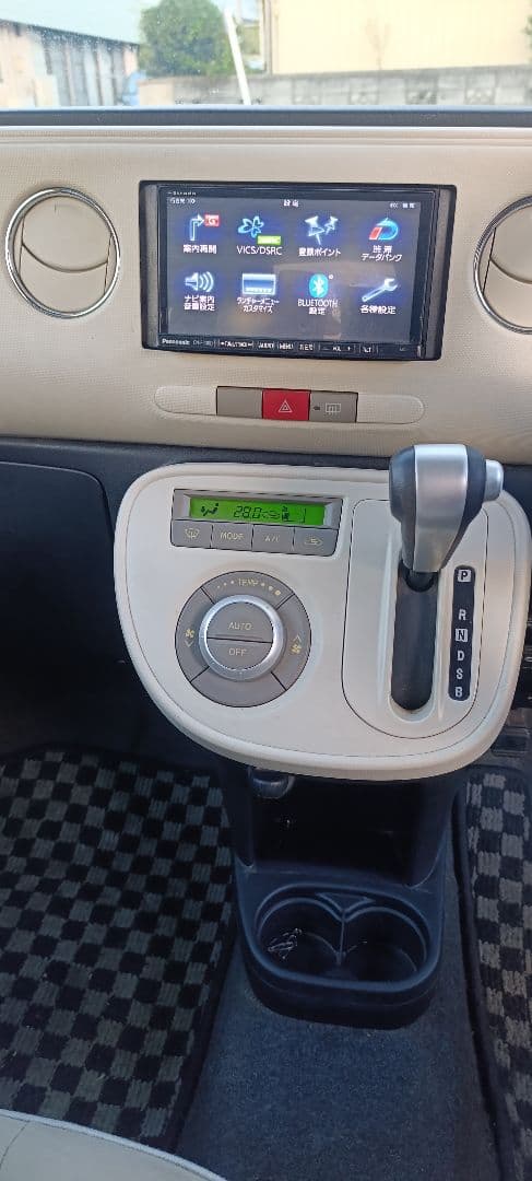 ダイハツ　ココア　年付Ｈ22