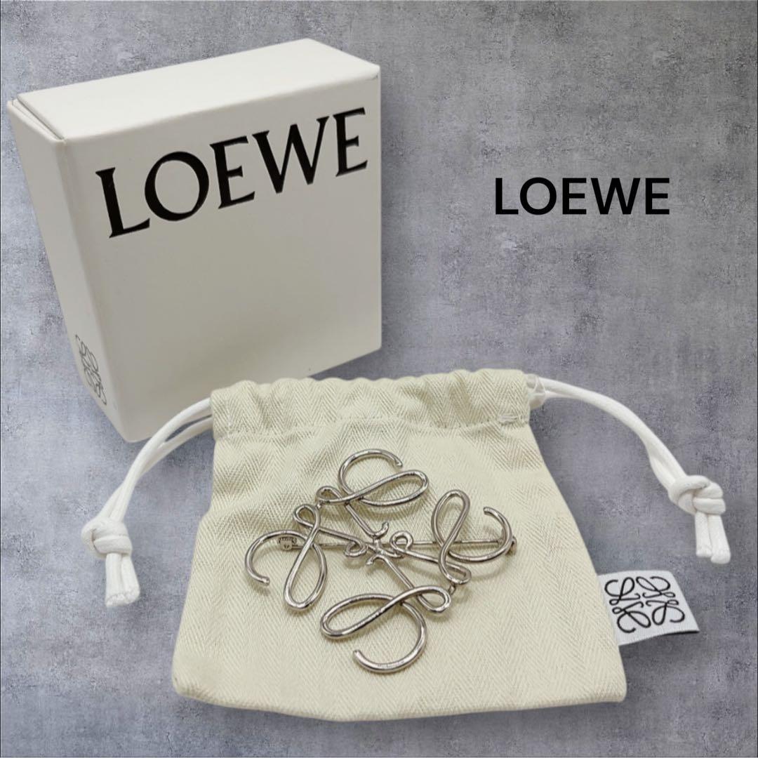 美品✨【LOEWE】 ロエベ アナグラム ブローチ 正規　箱・保存袋あり