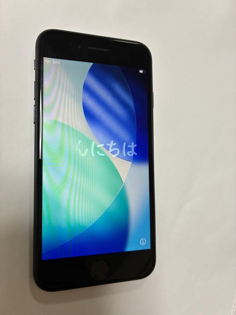 iPhone SE 第3世代64GB ミッドナイト SINフリーバッテリー81％