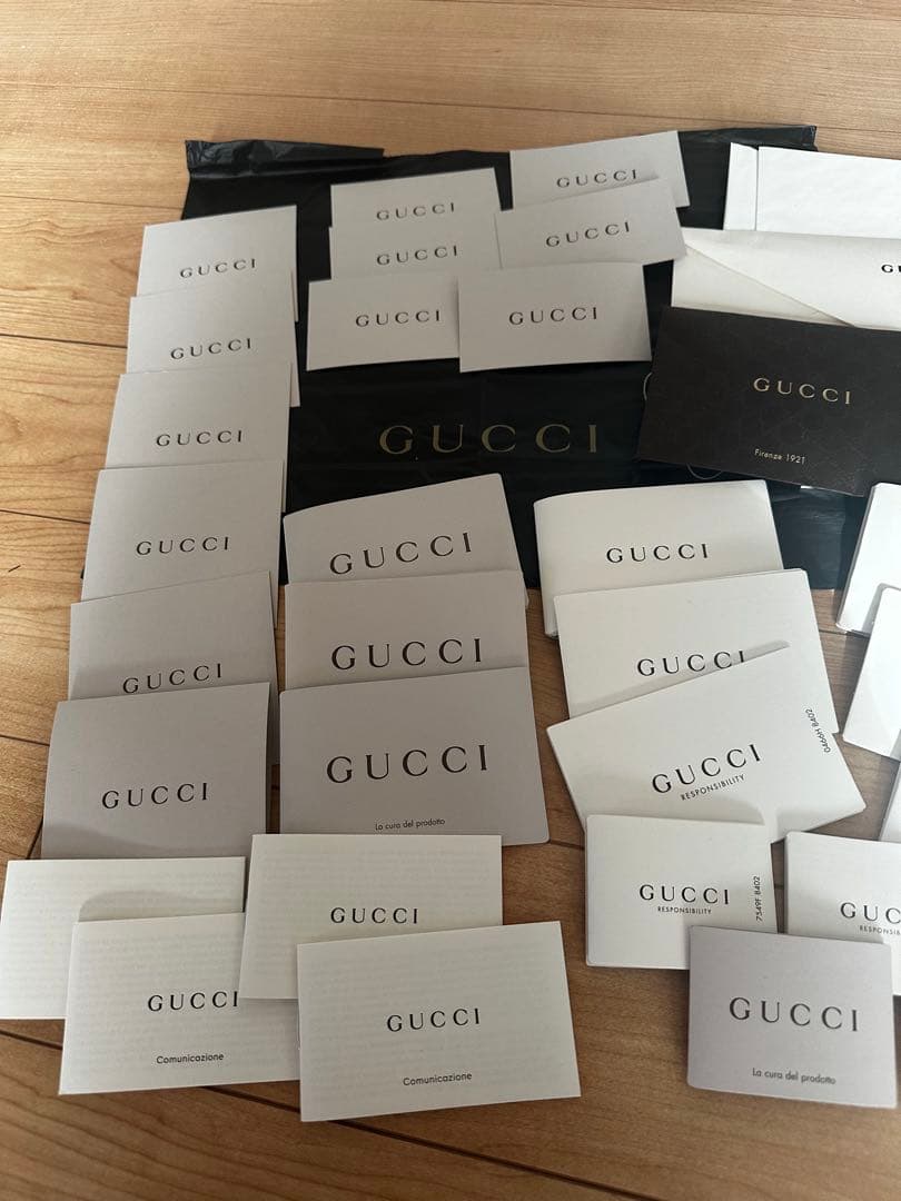 GUCCI グッチ 空箱 ギフトボックス 紙袋 ショップ袋 保存袋 付属品