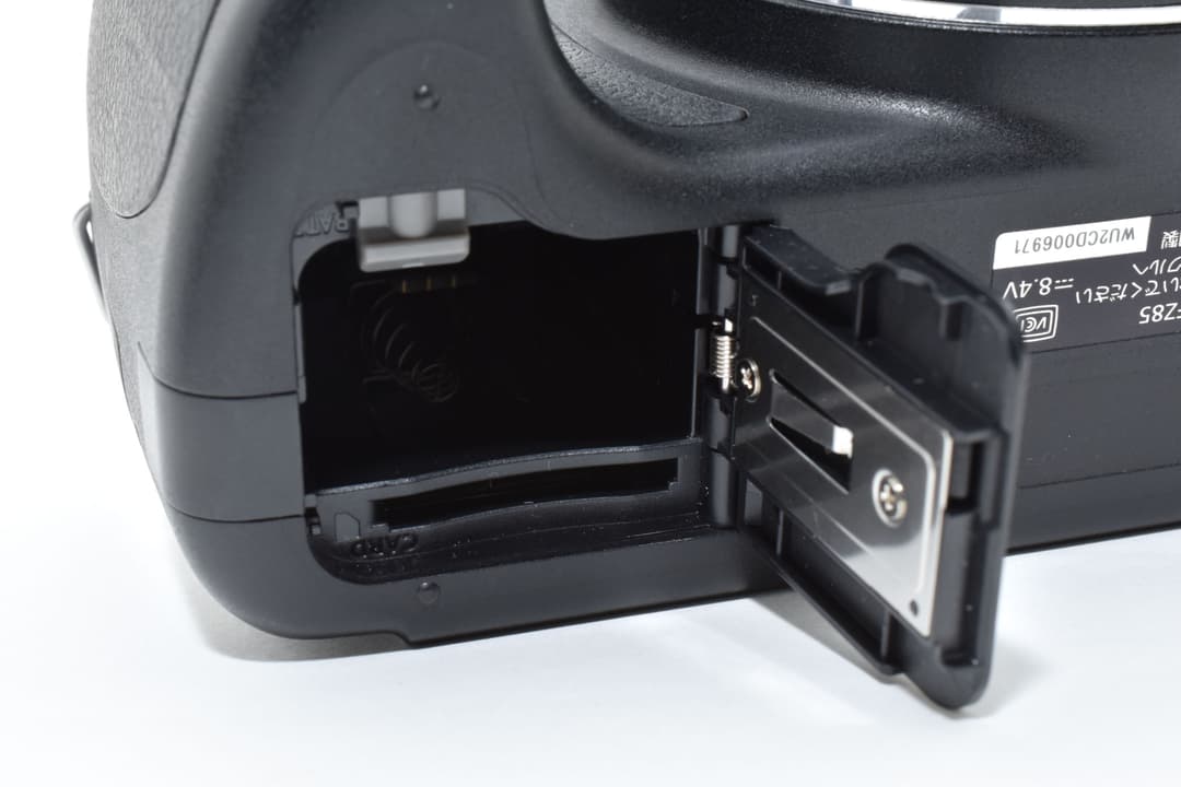 デジタルカメラ PANASONIC DC-FZ85-K 0275