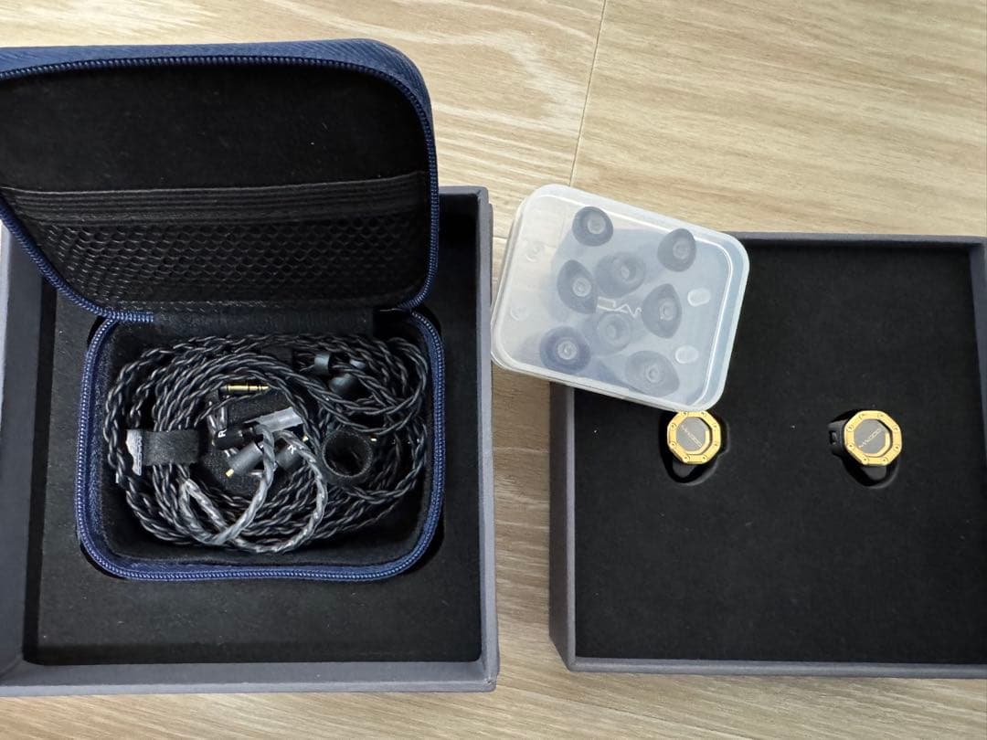 イヤホン MADOO Typ622