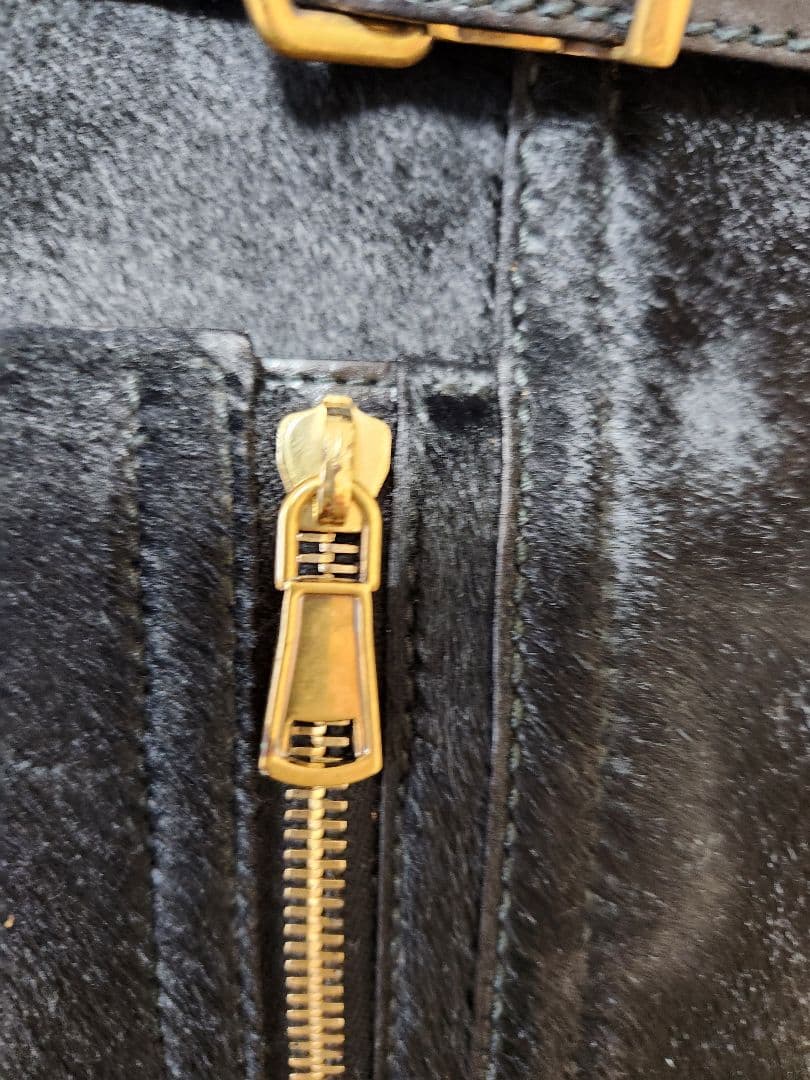 イヴサンローラン　ダウタウン　ラージサイズ　黒 ハラコ トートバッグ