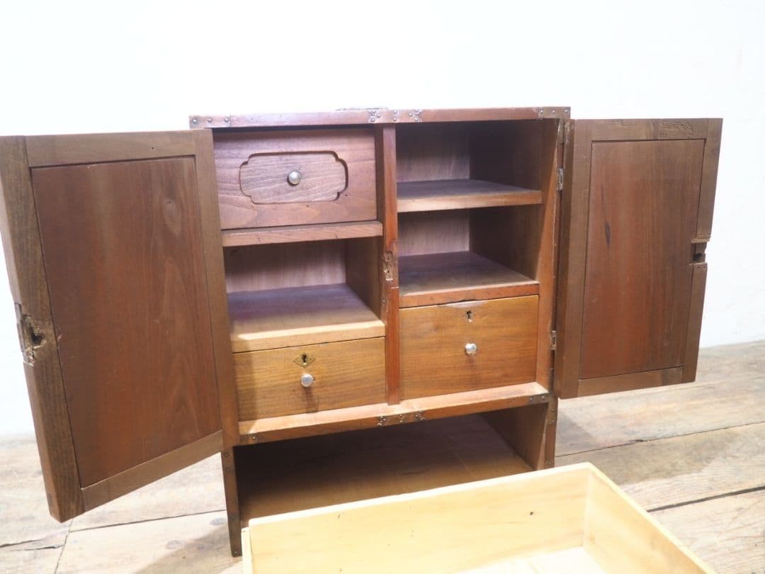 1209 アンティーク　収納棚　飾り棚　箪笥　引き出し　ケース　レトロ　骨董