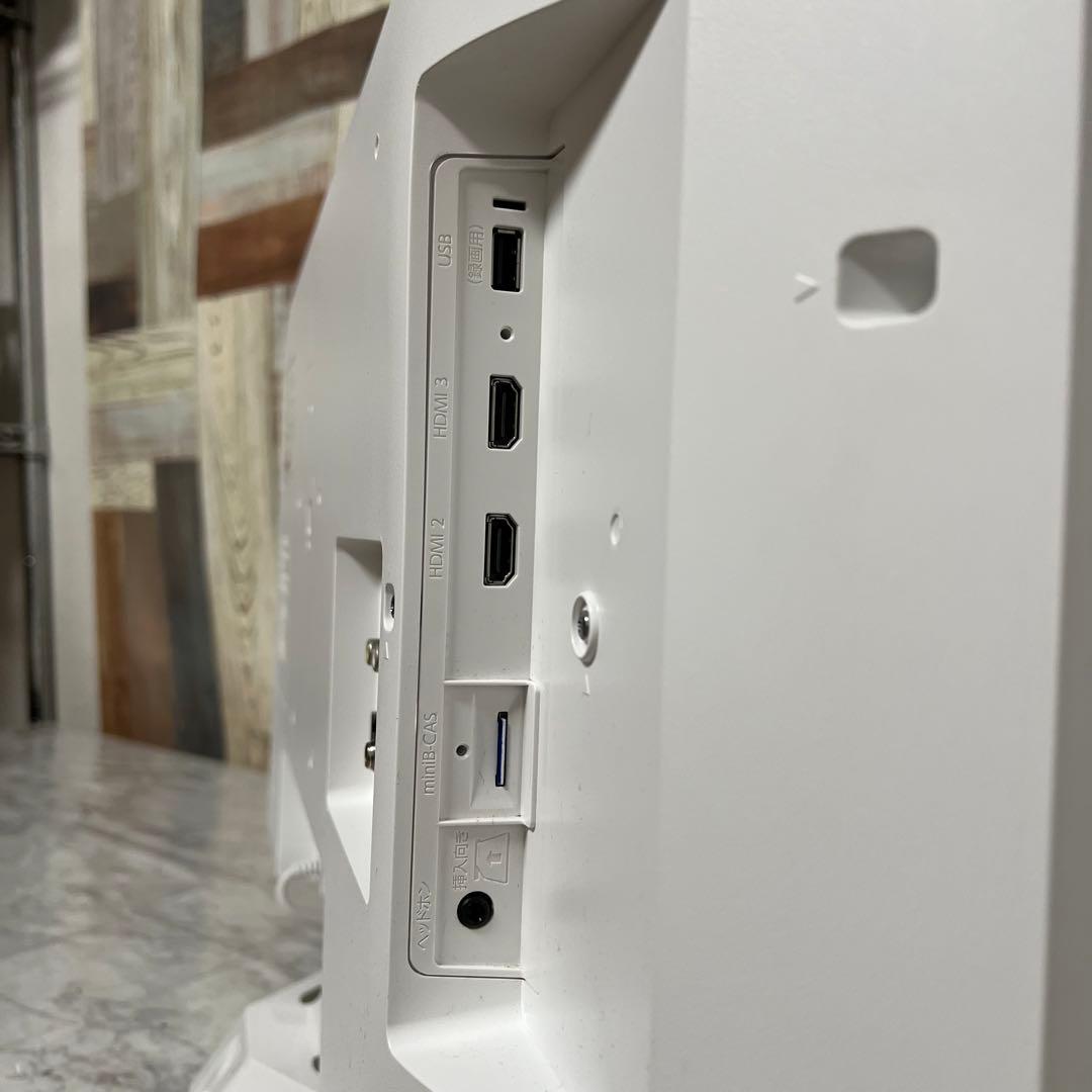 即日受渡❣️全国送料込3年前購入フナイ32型録画機能内蔵液晶テレビホワイトモデル