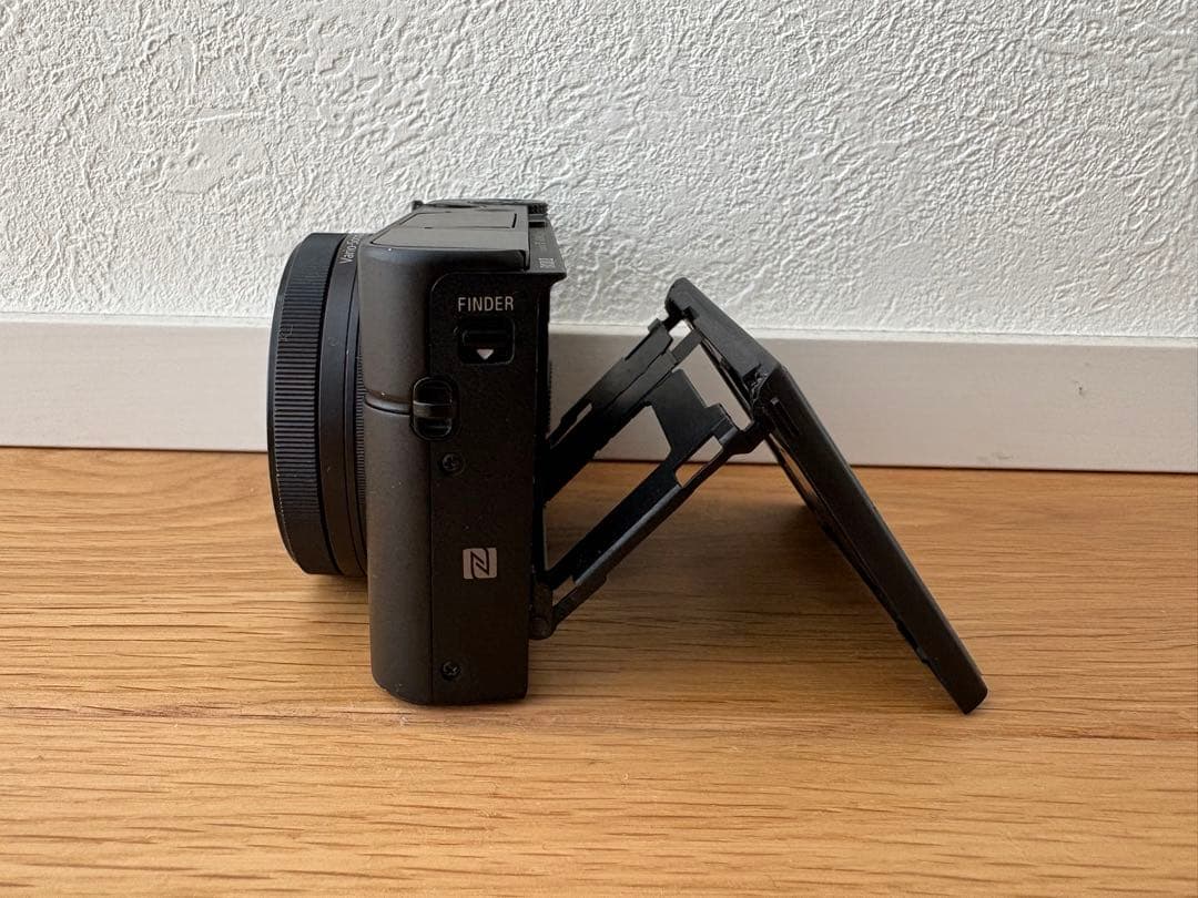 SONY Cyber-shot DSC RX100M3 純正グリップ付き