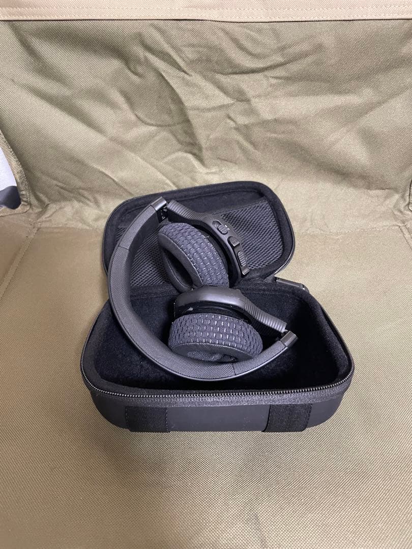 JBL - アンダーアーマー ワイヤレス オーバーイヤーヘッドホン - ブラック