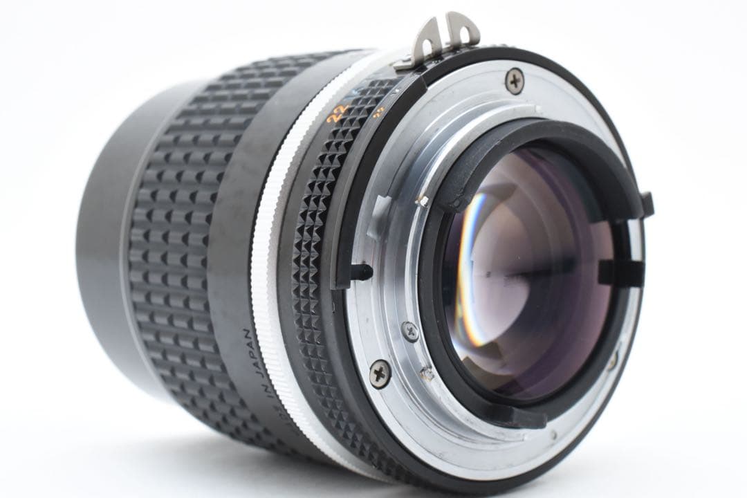 Nikon ニコンAI-S 105mm f/2.5