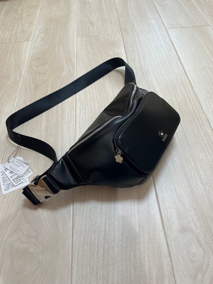 みーさん　MARY QUANT ブラック ボディバッグ