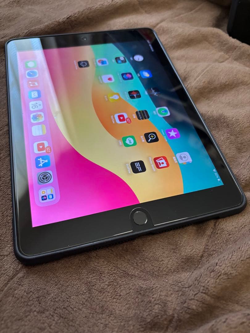 お子様のお絵描き用に　iPad (6th Generation) 128GB