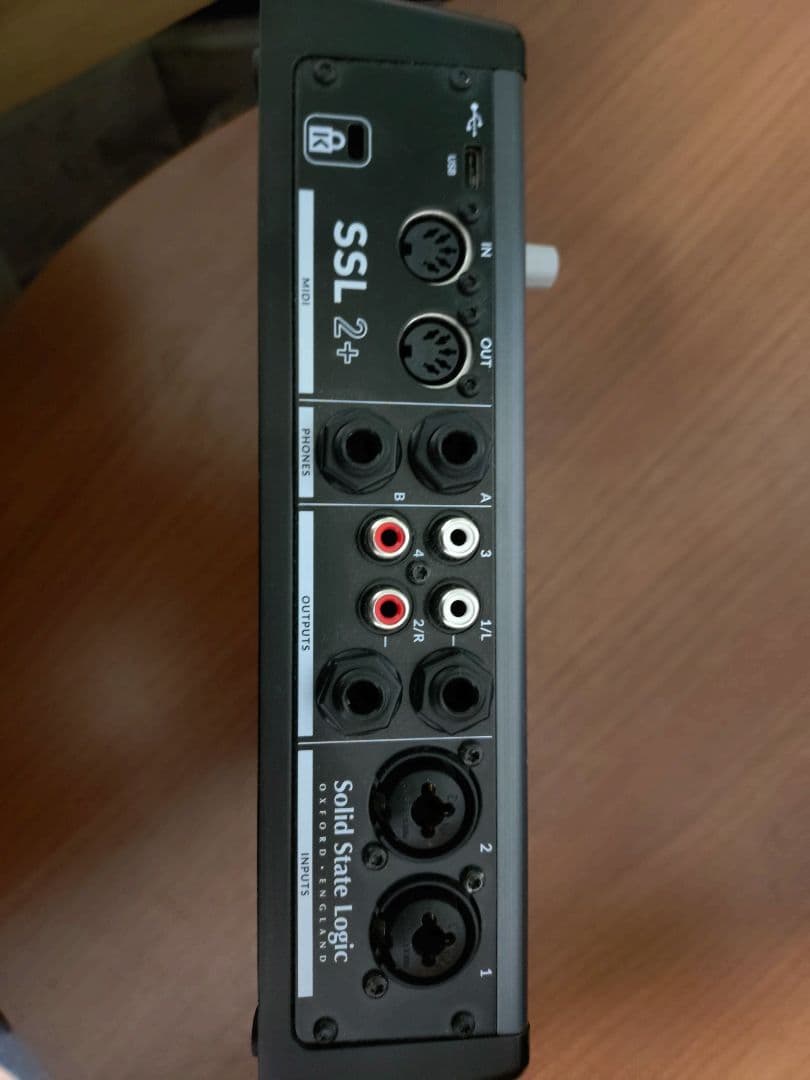 【ピンクの猫】SSL 2+ オーディオインターフェース