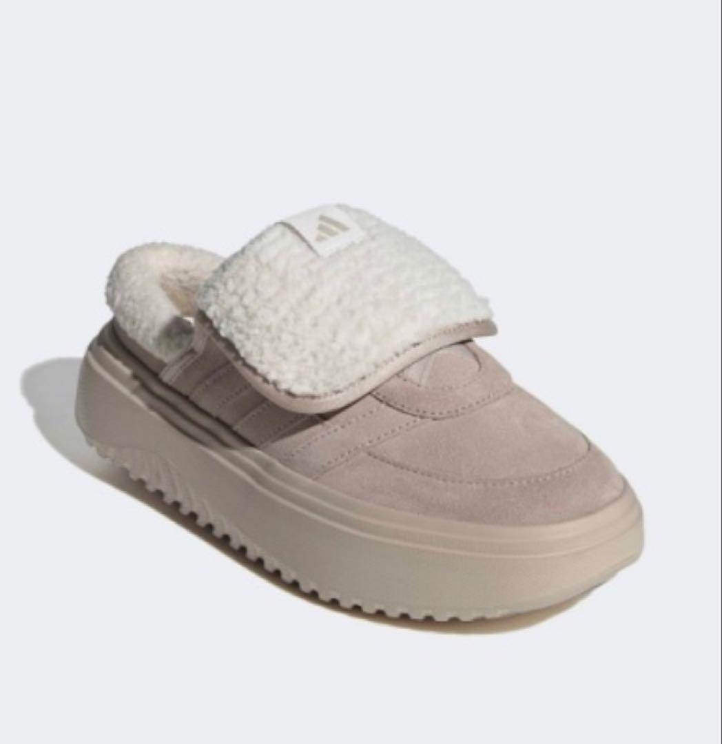 ★24.5★ 新品 adidas グランドコートミュール　ボア　ベージュ