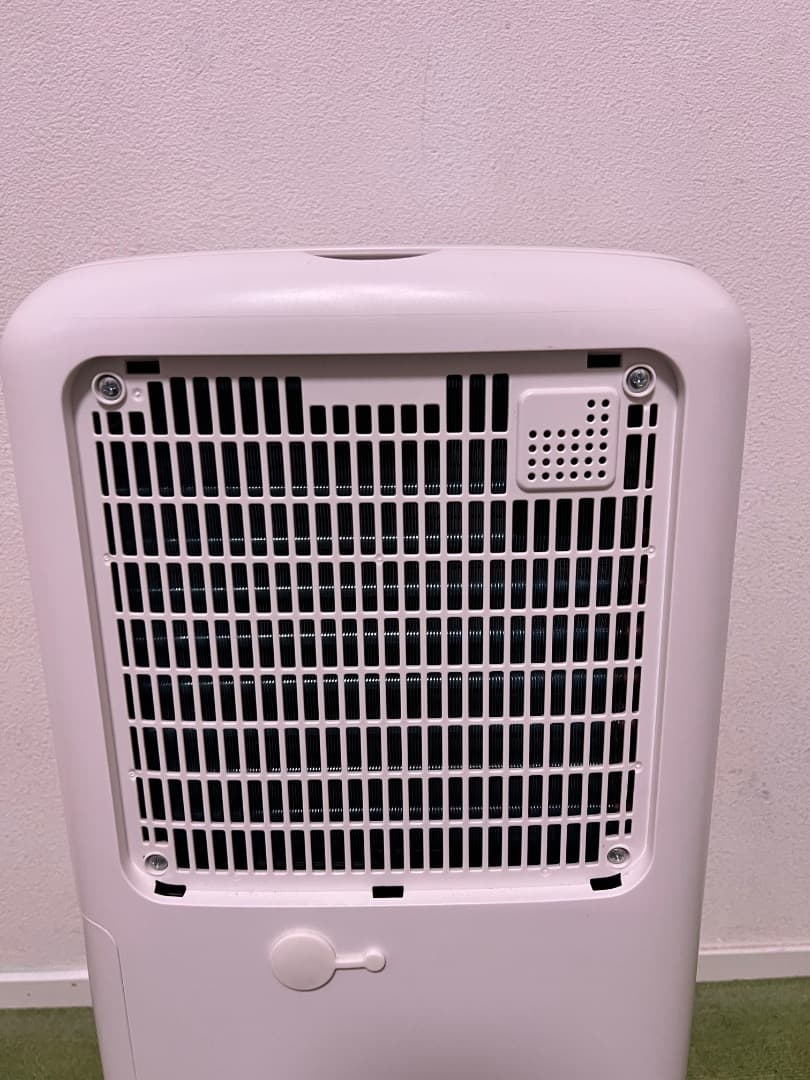 美品 シャープ（プラズマクラスター）衣類乾燥 除湿機 2019年製