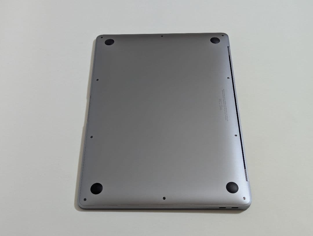 M1 MacBook Air 13インチ 8GB/256GB スペースグレイ