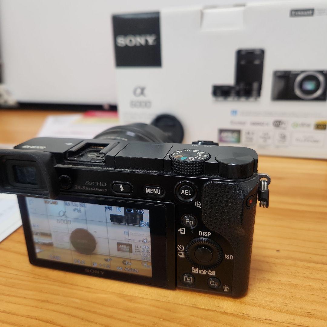 【動作良好】SONY ミラーレス一眼 α6000 パワーズームレンズキット 黒