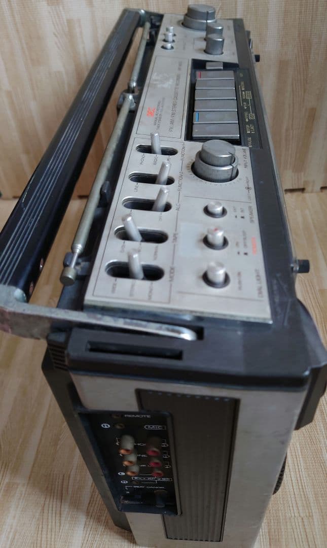 ■■【貴重・1979年製】SANYO　MR9600 ラジカセ