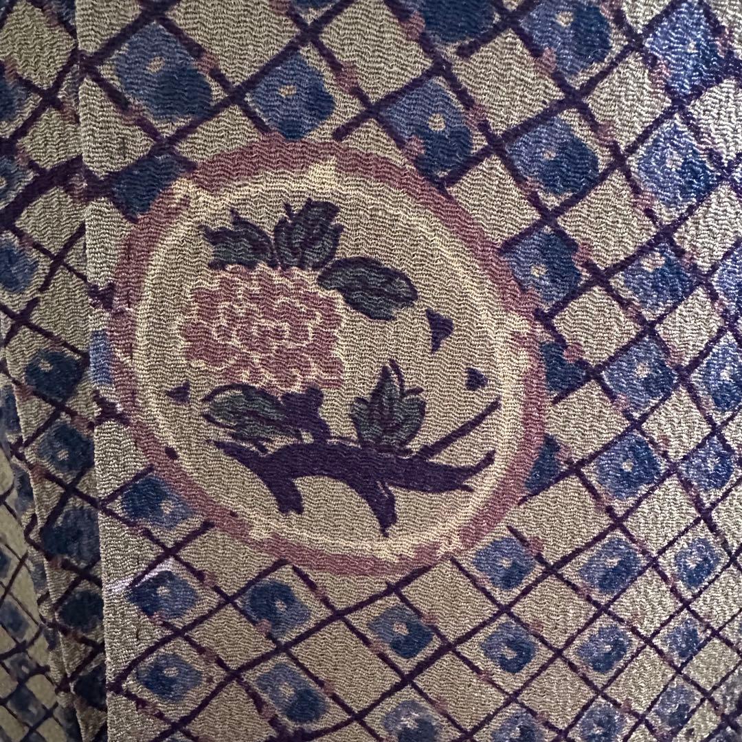 アンティーク仕立て直し 鶯茶花丸文様 正絹鬼シボちりめん 渋かわいい袷小紋着物