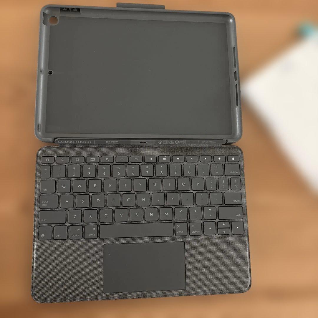 Logicool Combo Touch キーボードケース IK1057BK
