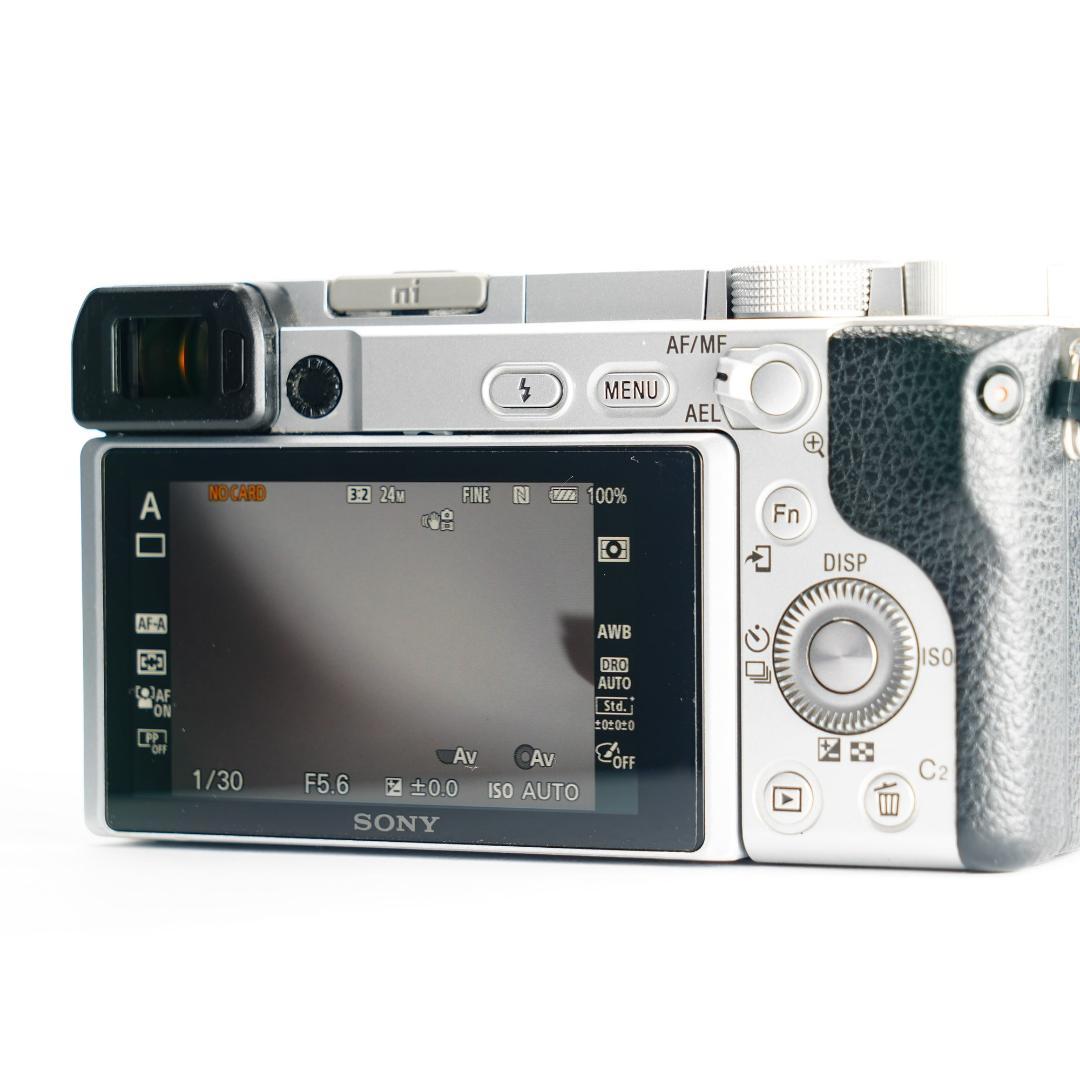 2度と戻らない瞬間を美しく、最高カメラ SONY α6400 ミラーレス 861