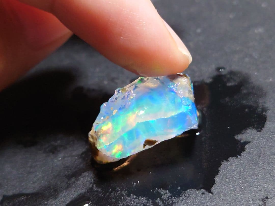 エチオピアウェロ産　チョーク　オパール　原石　鉱物標本