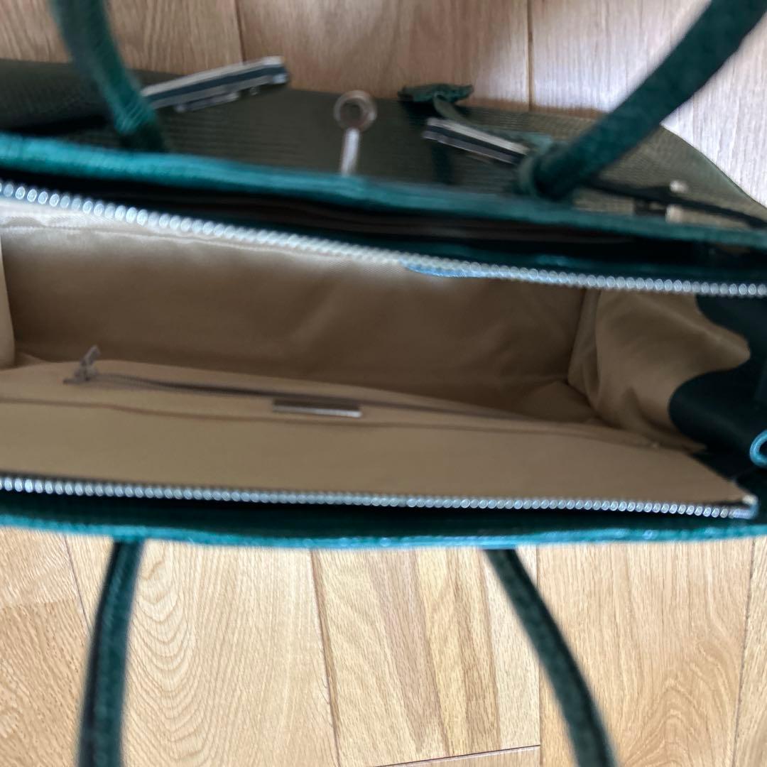 リザード　バッグ　緑