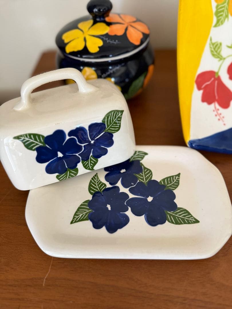 ヴィンテージ　タヒチ島　飾り皿、小物入れ計3点