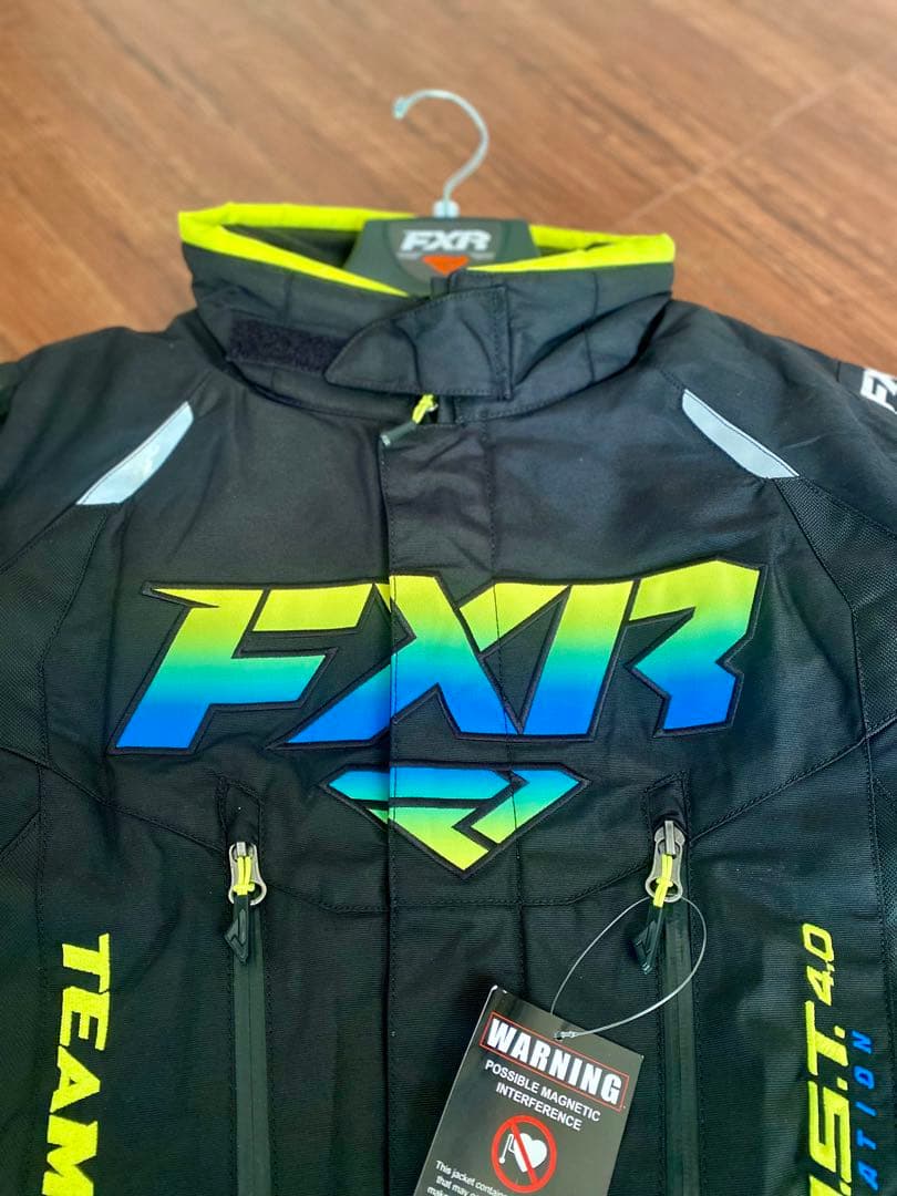 FXR スノーモービルセットアップ上下