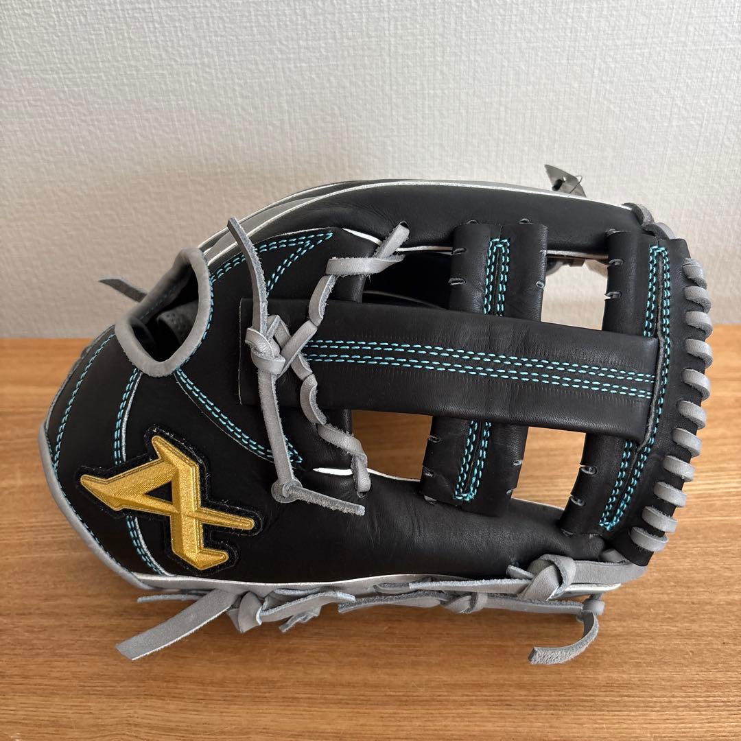 アトムズ　ATOMS　軟式用グラブ　内野手　グローブ　定価38,500円