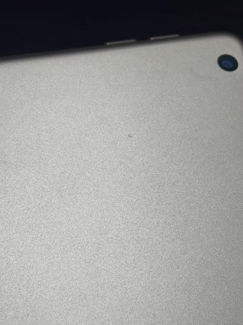 Apple iPad Wi-fi 第7世代128gb 本体