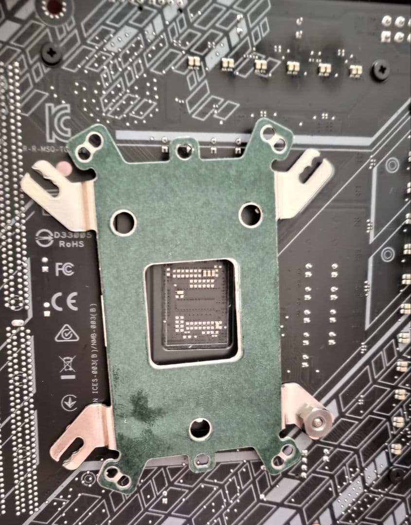 ASUS TUF GAMING Z590-PLUS WiFi マザーボード