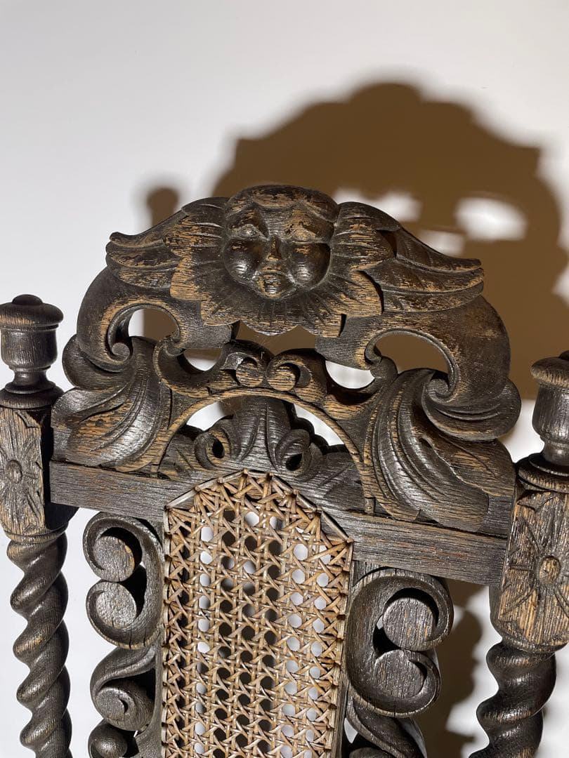 アンティーク ハイバックチェア 聖母子 天使 籐張り ヨーロッパ家具