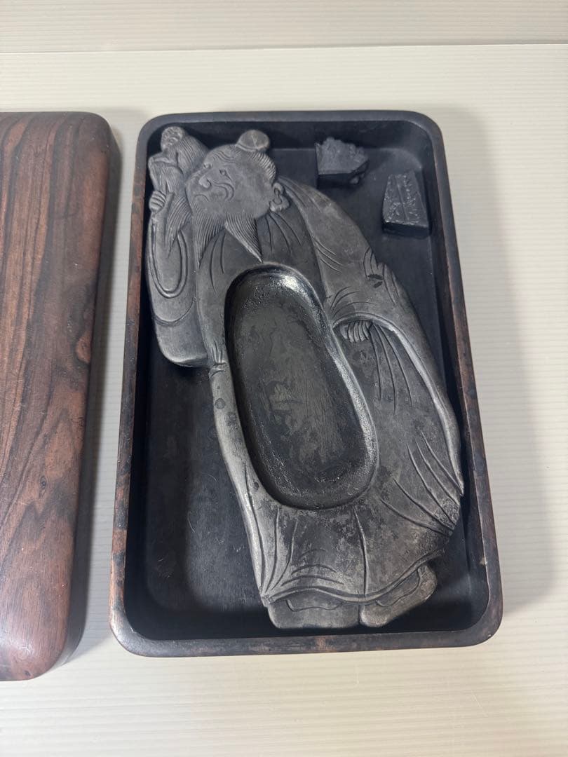 2084 中國古硯　老人端硯 文房具 文箱