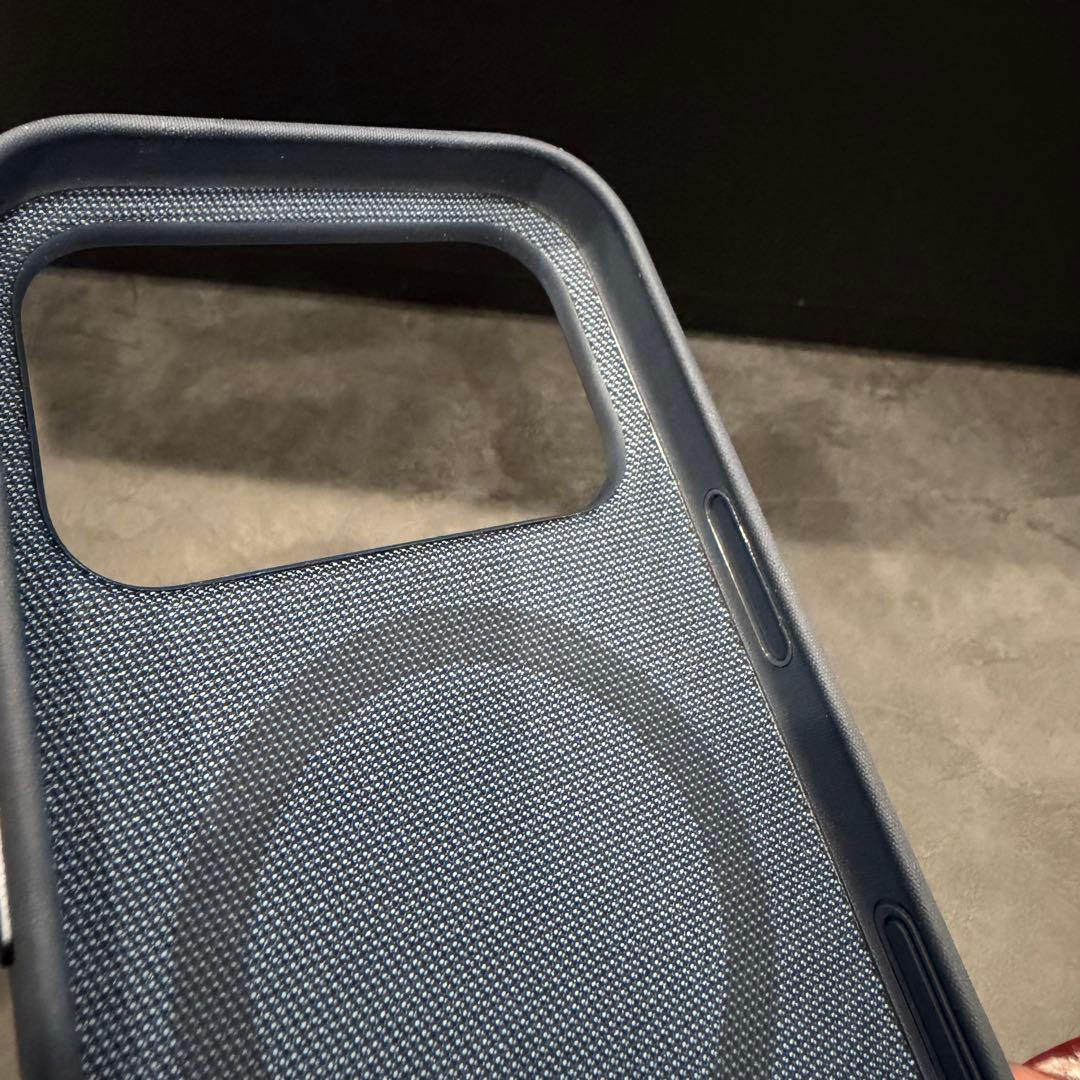 iPhone 17 Pro 用 Tech Woven Case 純正ケース