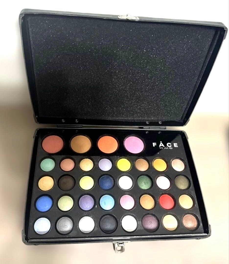 ♦️美品♦️ ワミレス　FÄCE ジ カラーズ 36 アイシャドウパレット