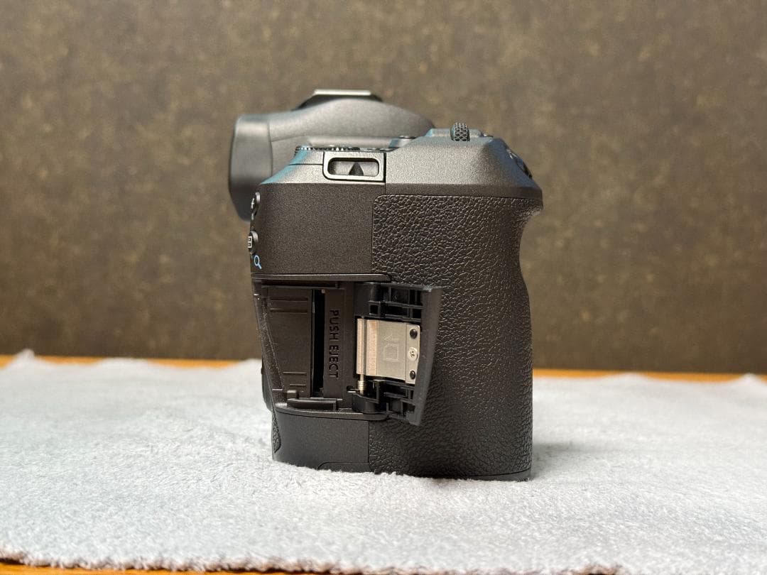 デジタルカメラ Canon EOS R