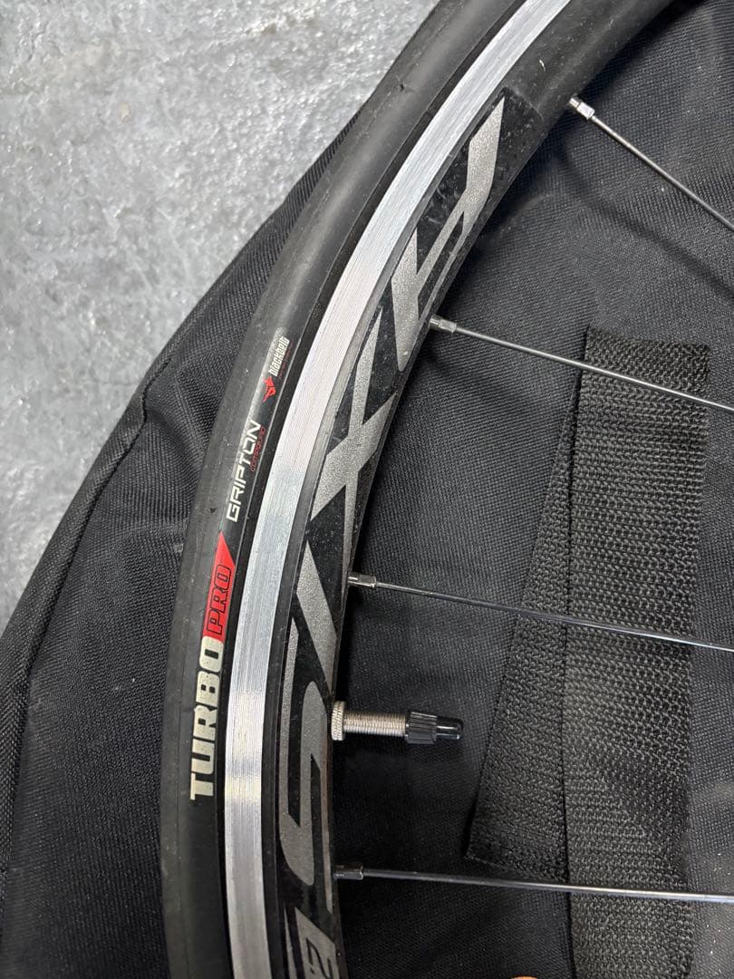 SPECIALIZED ロードバイク ブラック　フルカーボン