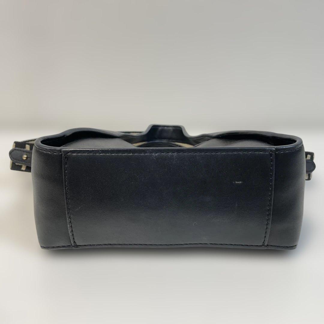 STELLA McCARTNEY 黒 ショルダーバッグ