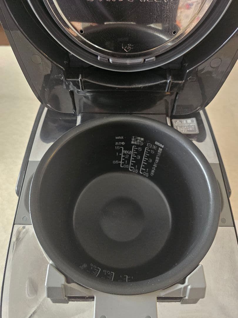 象印 炊飯器 NW-KB10 黒 圧力IH炊飯ジャー　 5.5合　炎舞炊き