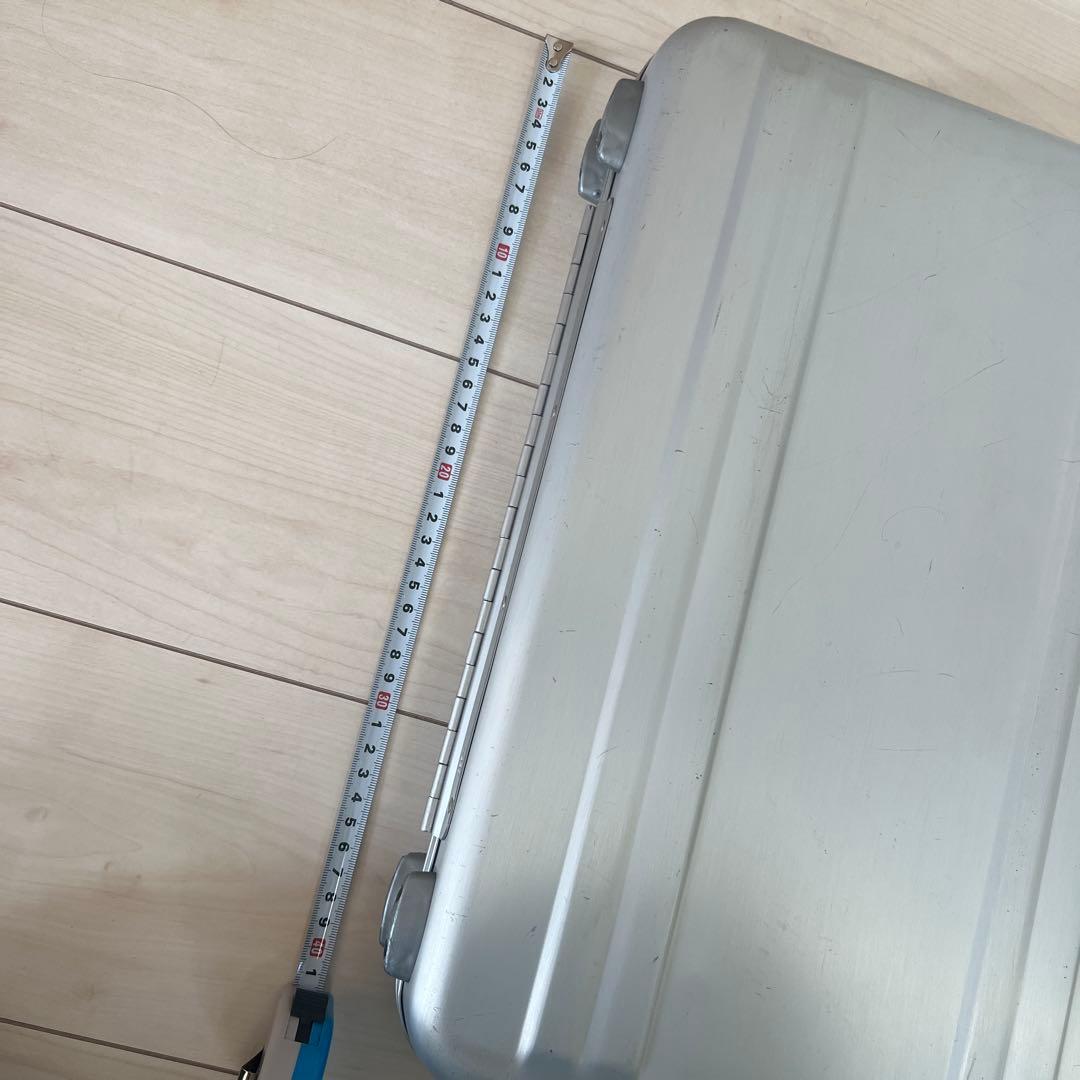 【￼大人気】ゼロハリバートン シルバーアタッシュケース 約28cm✖️約41cm