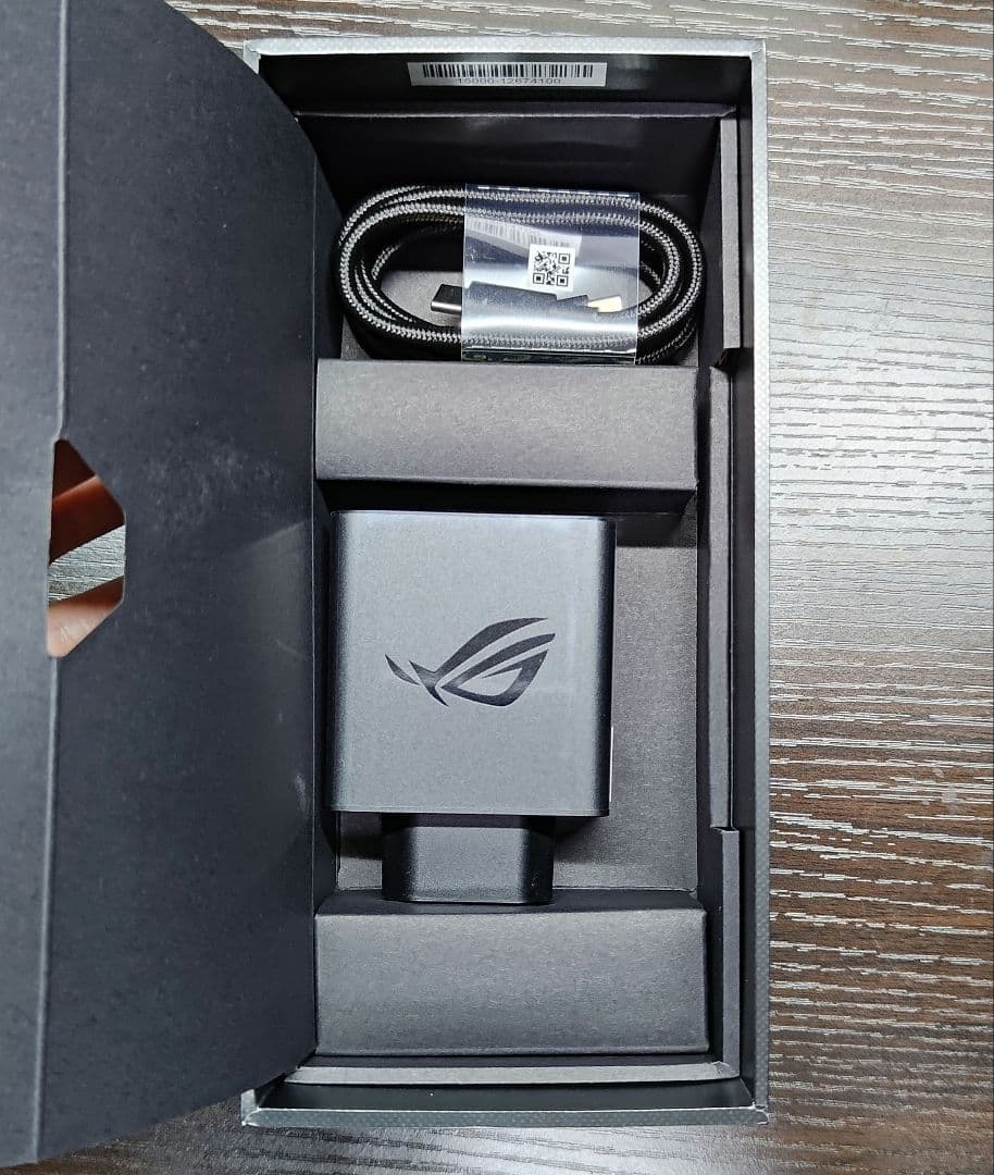 ケース付き　ROG Phone 6D 12GB 256GB