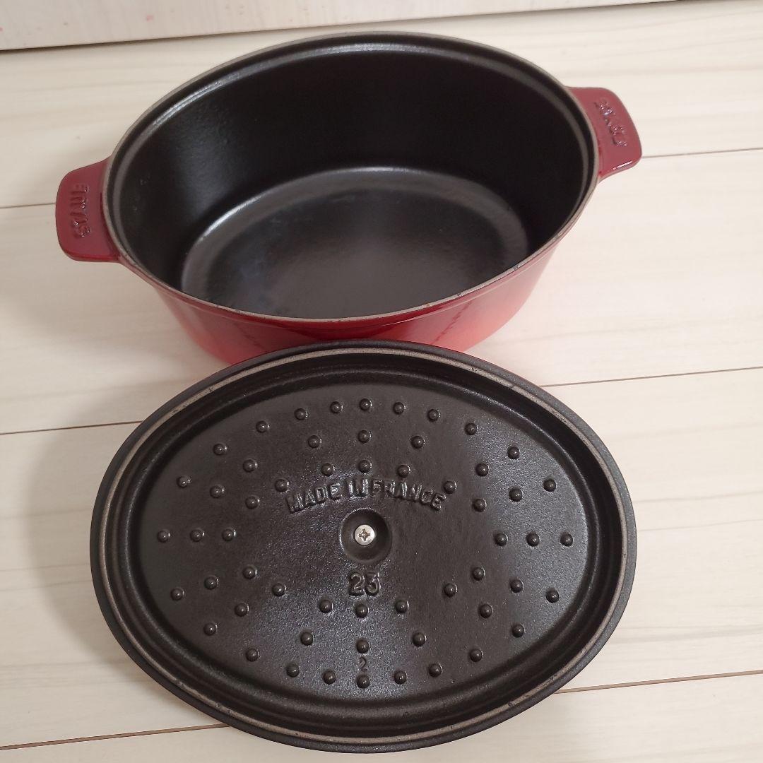 staub LA COCOTTE 赤 オーバル鍋　23cm