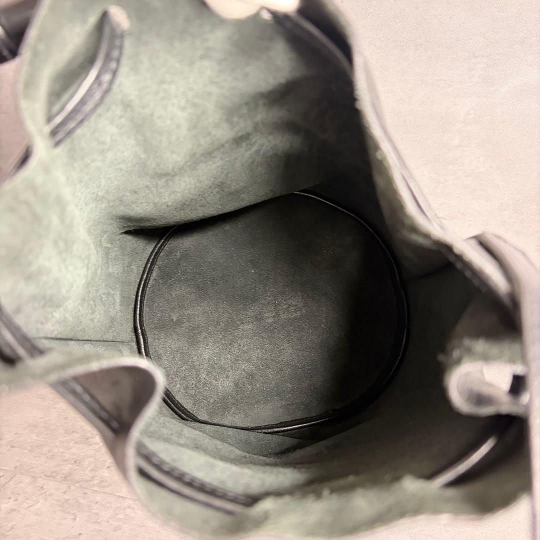 【極美品】イルビゾンテ 本革 ショルダーバッグ クロスボディ 巾着 オールレザー