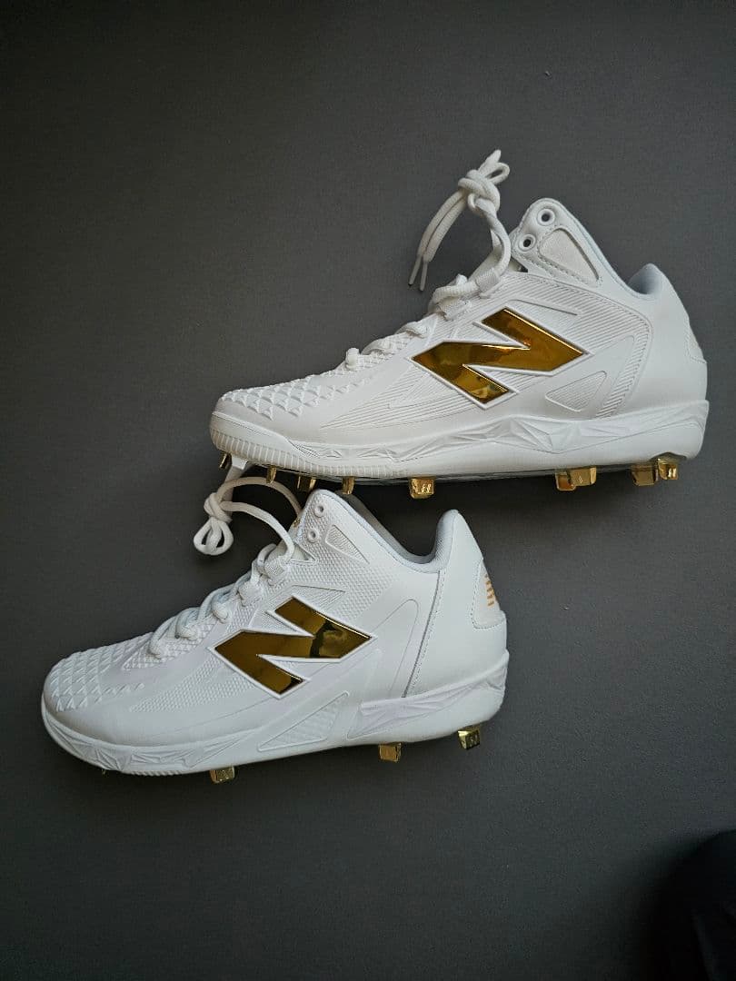 ニューバランス野球スパイク大谷翔平選手モデル