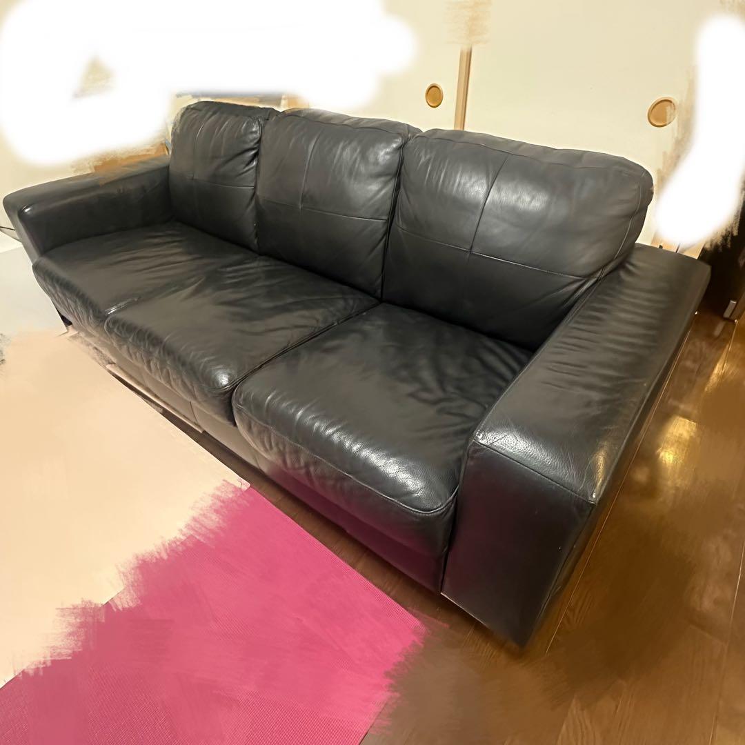 IKEA黒のレザー3人掛けソファ