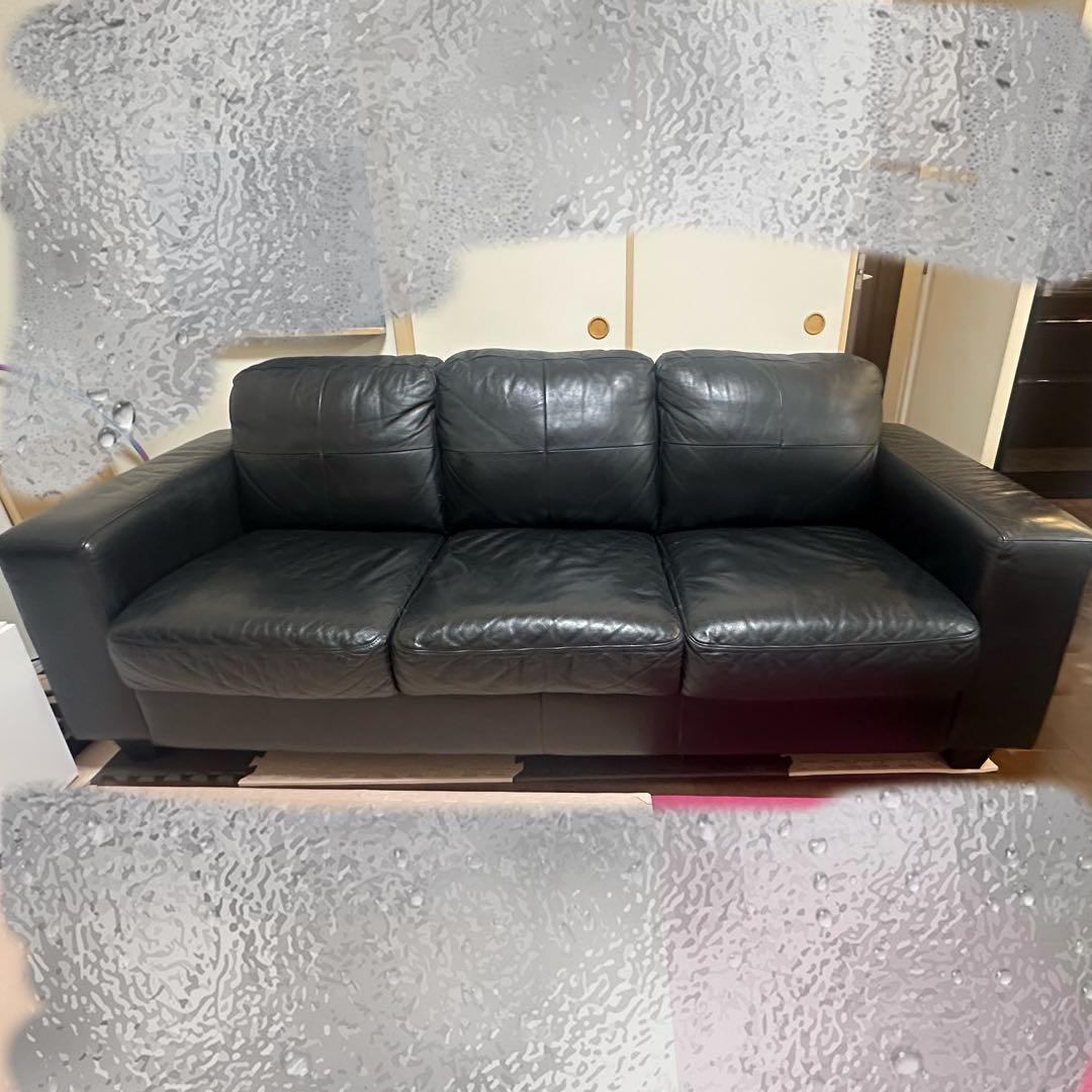 IKEA黒のレザー3人掛けソファ