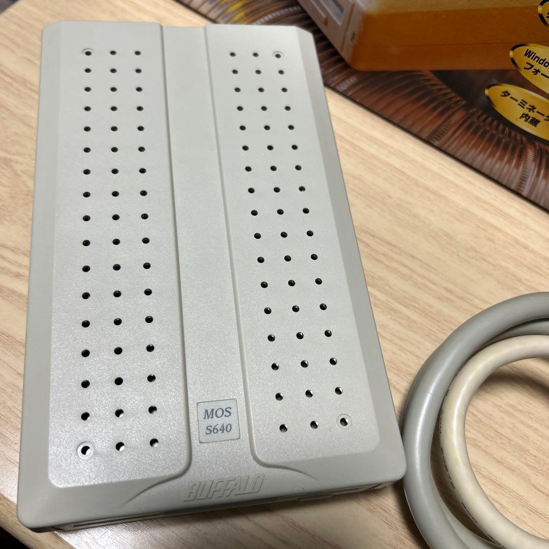 BUFFALO MO MOS-S640S SCSI-2 通電確認済み
