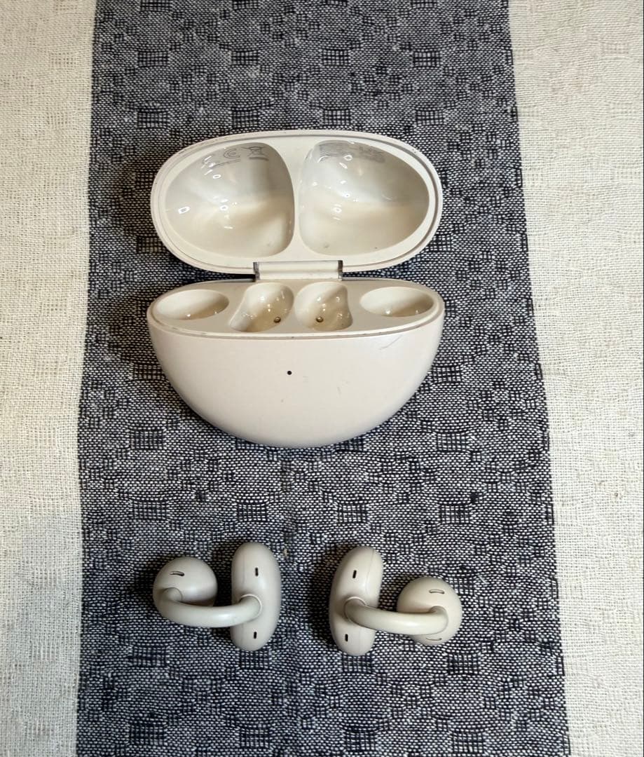 HUAWEI Free Clip（アイボリー）