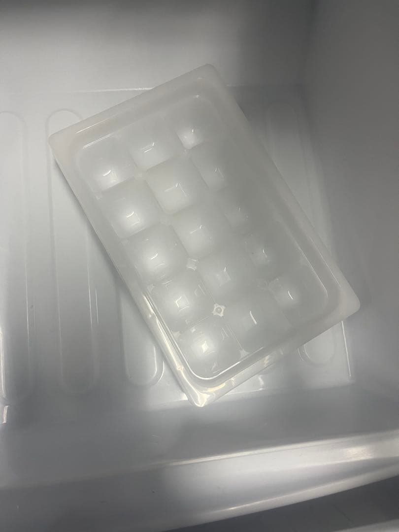 SHARP 2020年製 137ℓ冷蔵庫 SJ-D14F-W