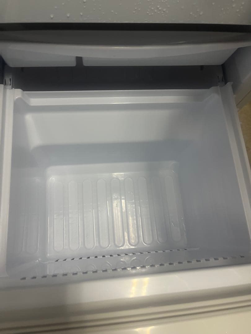 SHARP 2020年製 137ℓ冷蔵庫 SJ-D14F-W